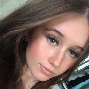 Meet your Posher, Sophia